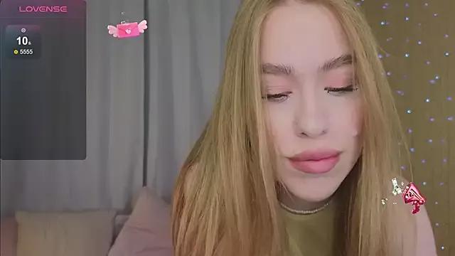 maya_lolly from StripChat