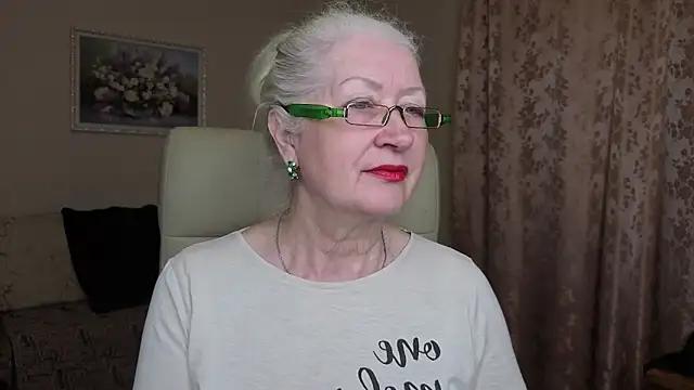 Maya_Mayflower from StripChat