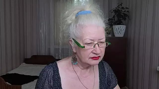 Maya_Mayflower from StripChat