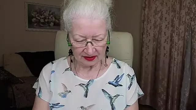 Maya_Mayflower from StripChat is Freechat