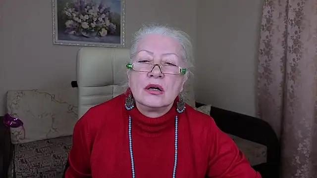 Maya_Mayflower from StripChat