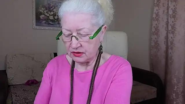 Maya_Mayflower from StripChat