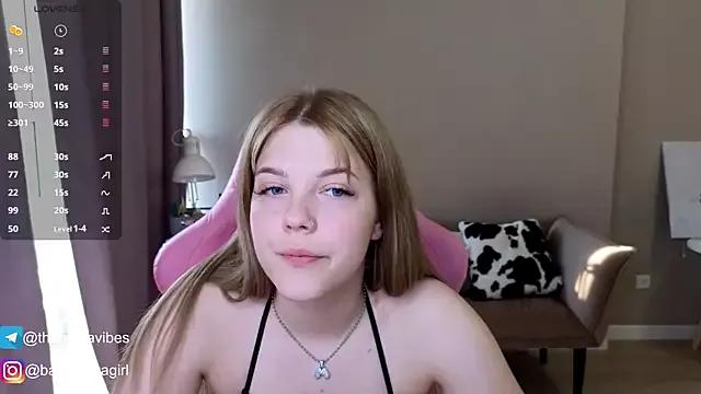 Maya_Rave from StripChat