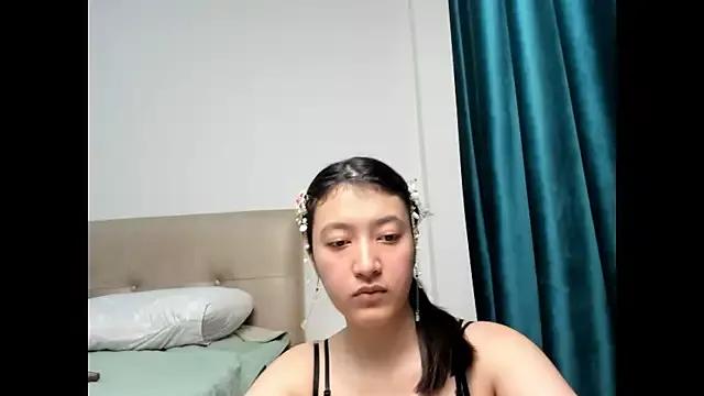 Mayachka333 from StripChat