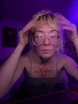 mayahoney_gfe from StripChat
