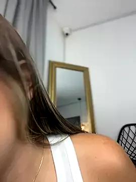 MayaMoanXXX from StripChat