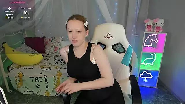 MayaRhodess from StripChat