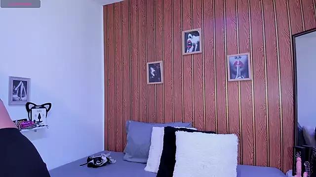 MAYASMITH__ from StripChat is Freechat