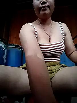 maycuc123 on StripChat