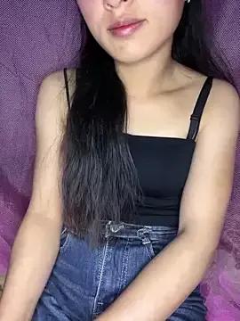 Mayli2x webcams show profile image 