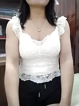 MayLy99 on StripChat