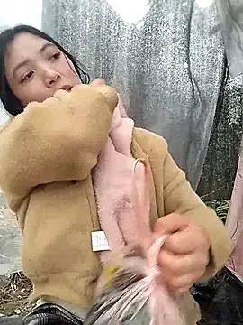 Maylyly_k2 webcams show profile image 