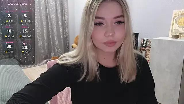 Maymayyy webcams show profile image 