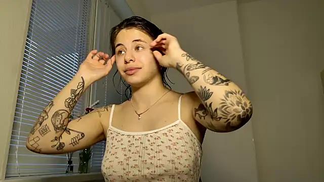 MazzyDoll from StripChat