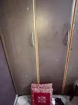 meenu_baby from StripChat