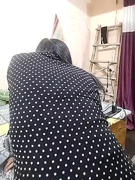 meenu_bhabhi547 from StripChat