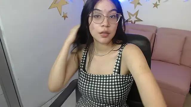 megan_701 from StripChat is Freechat