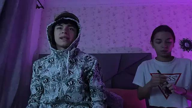 meganandtylerr19 from StripChat is Freechat