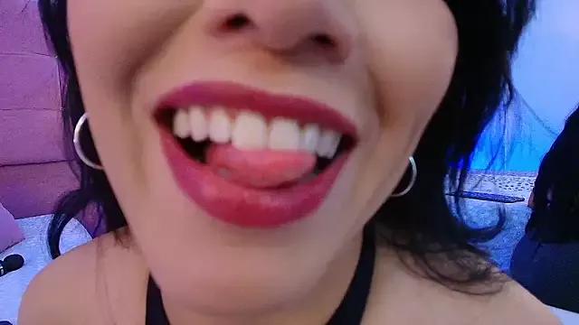 MeganDiamont_FG from StripChat is Freechat