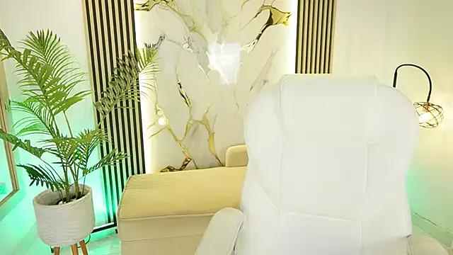 MeganLowell from StripChat is Freechat