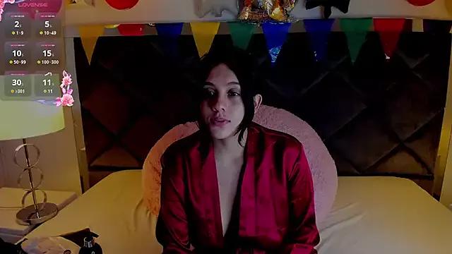 MeganMyerss_ from StripChat is Freechat