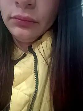 Mela-Hotlyn- webcams show profile image 