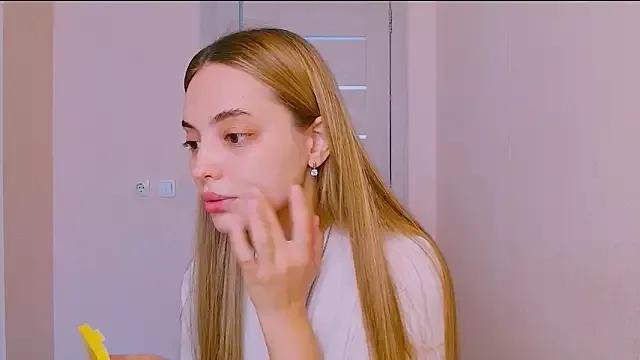MelanieAlves from StripChat is Freechat