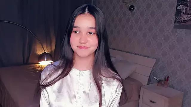 MeliaMelchiori from StripChat is Freechat