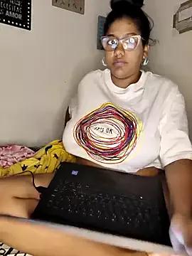 MeliBoobs from StripChat is Freechat