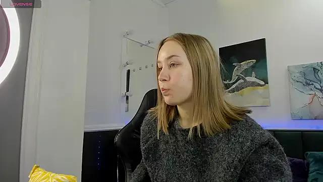 Melissa_new22 from StripChat is Freechat