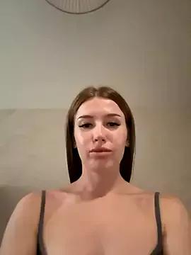 MelissaPinkiss from StripChat is Freechat