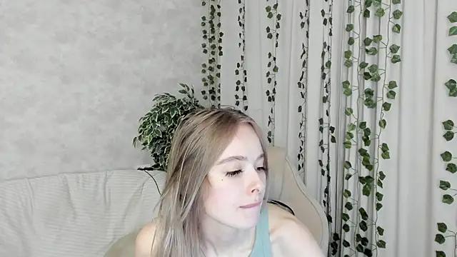 mell_milles from StripChat