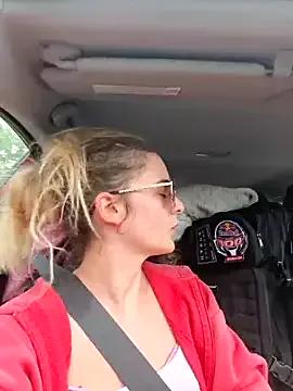 Melly4You from StripChat