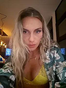 Melody1600 webcams show profile image 