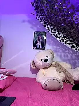 Melody_rouxxx from StripChat is Freechat