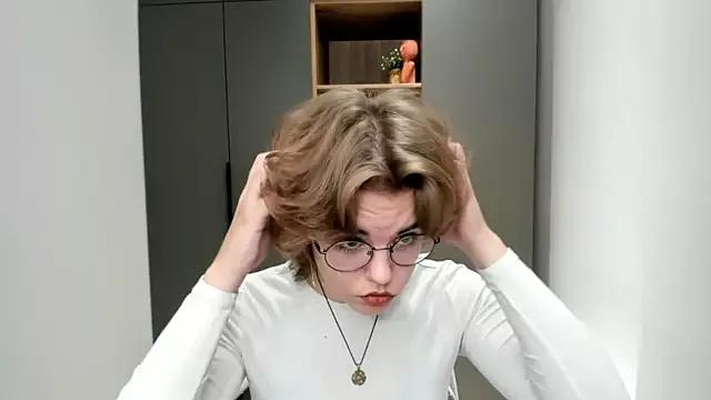 MelodyBaur webcams show profile image 