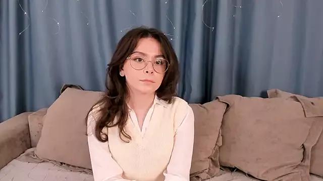 MelonyGiesy from StripChat is Freechat