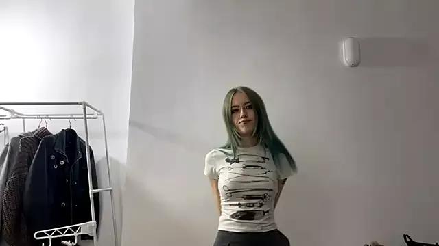 MerIeBremmer from StripChat is Freechat