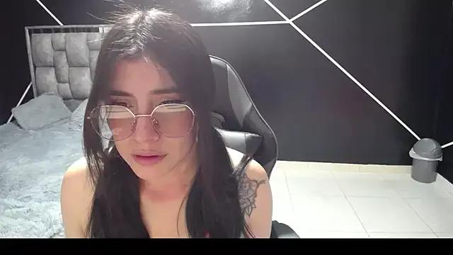 Mey_mahina webcams show profile image 