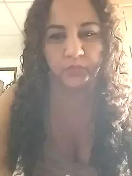 MEYBELLATINA from StripChat is Freechat