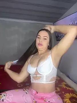 Mia-Ferreira on StripChat