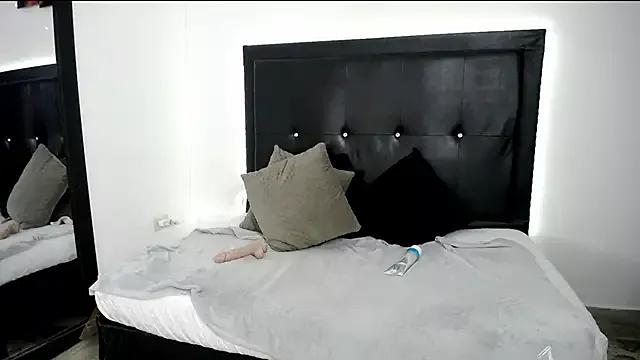 Mia__Milf webcams show profile image 