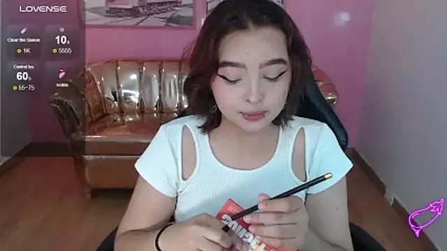 mia_foster_t from StripChat is Freechat