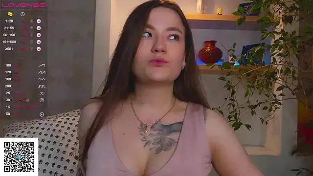 mia_here from StripChat is Freechat