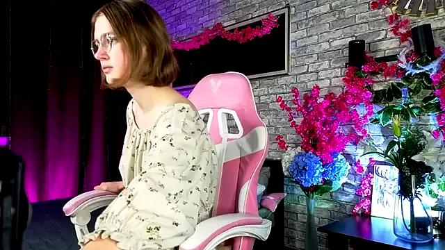 Photos of Mia_Mooore from StripChat is Private