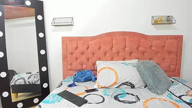 Mia_rous69 webcams show profile image 