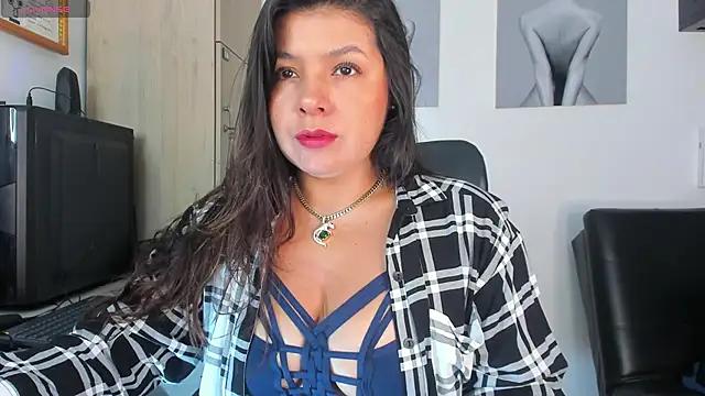 miaa_daniels from StripChat