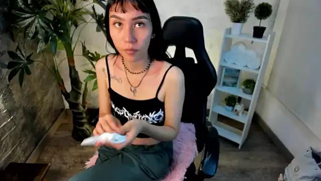 Miaa_Lee7 from StripChat