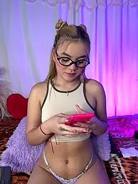 Miaa_rosses3 from StripChat