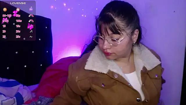 Miaa_Smiith1 from StripChat